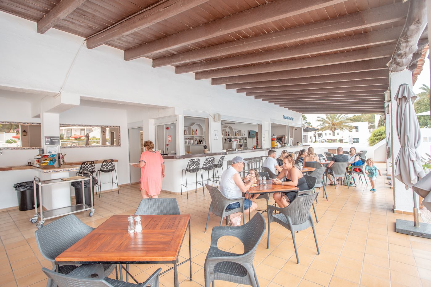 Marble-Hotel-Stella-Maris-Restaurant-47