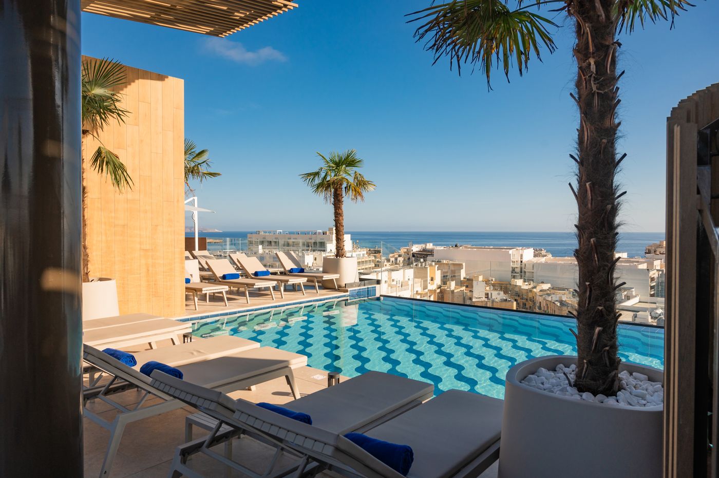 Best-Western-Premier-Malta-Pool-88