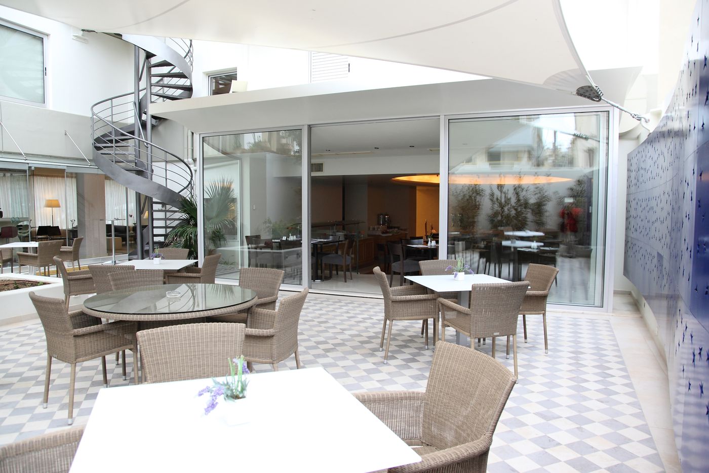 Atrion-Restaurant-17