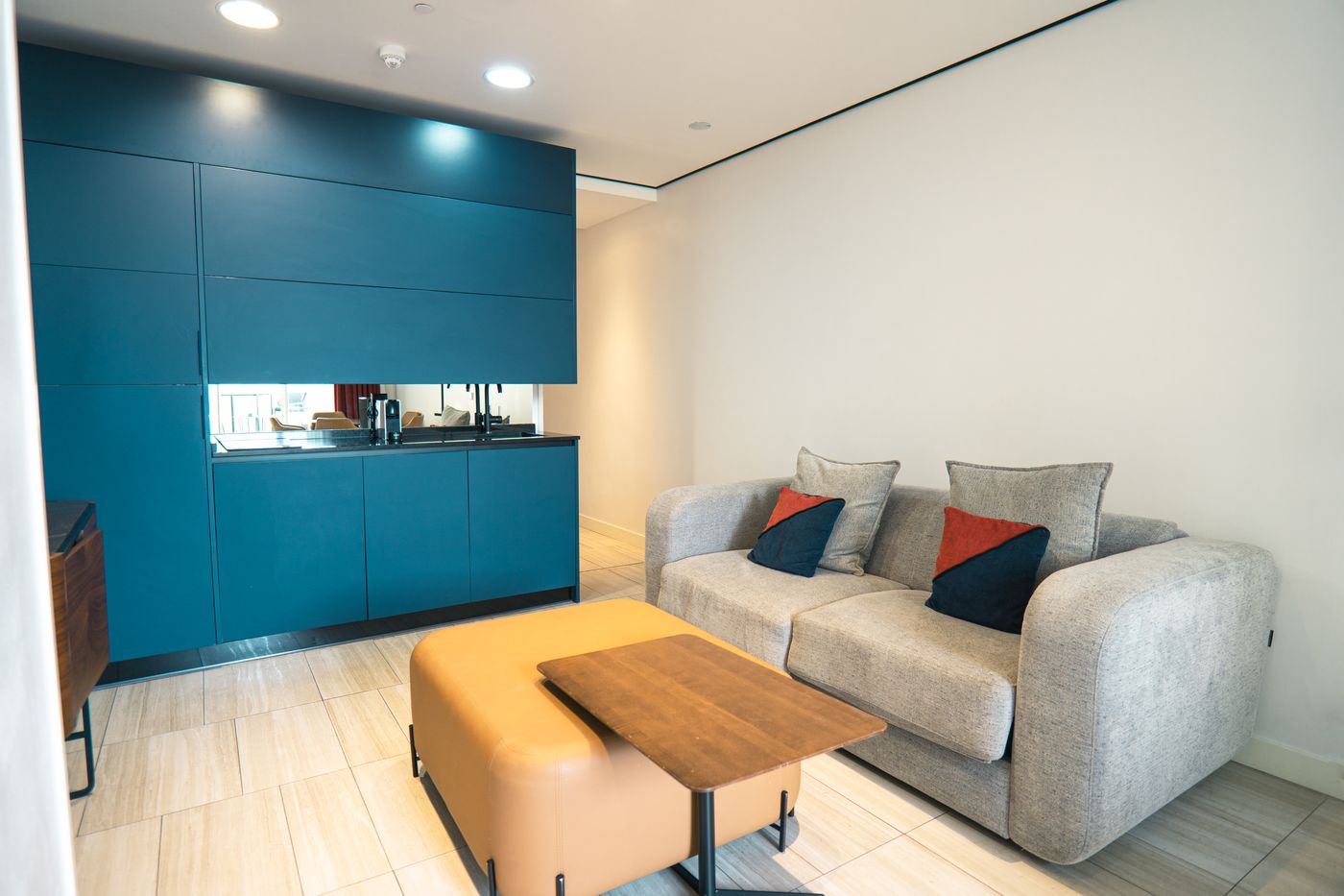 Smartrental-Collection-Gran-Via-Centric-II-Room-55