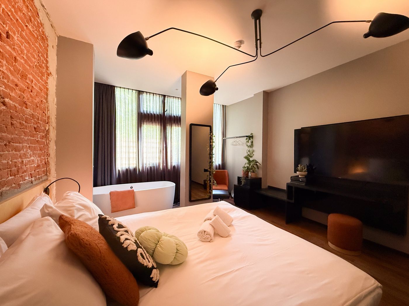 The-Arcade-Hotel-Room-3