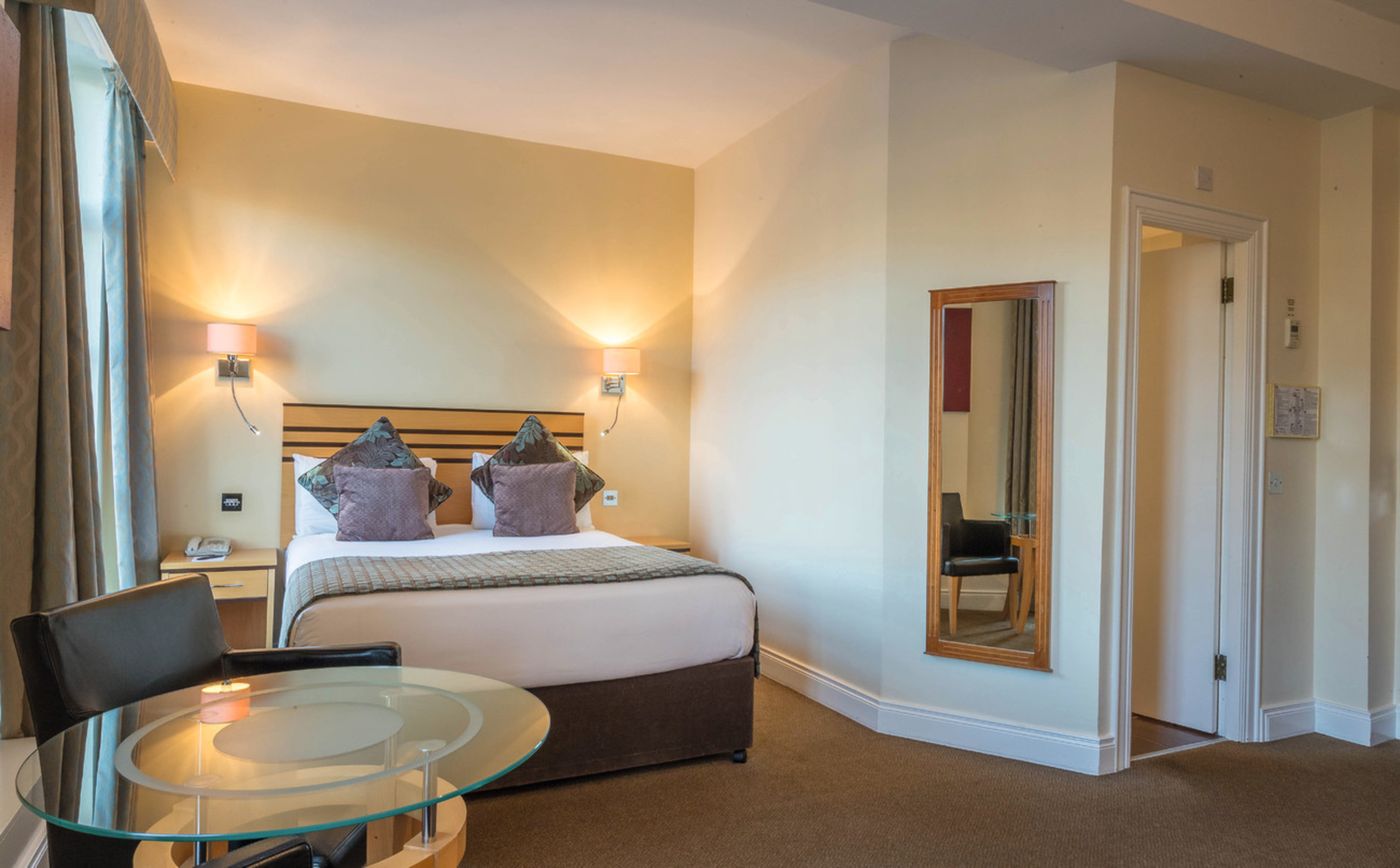 Riu-Plaza-The-Gresham-Dublin-Room-28