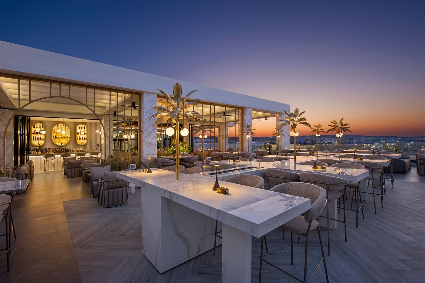 Adams-Beach-Hotel-Restaurant-19