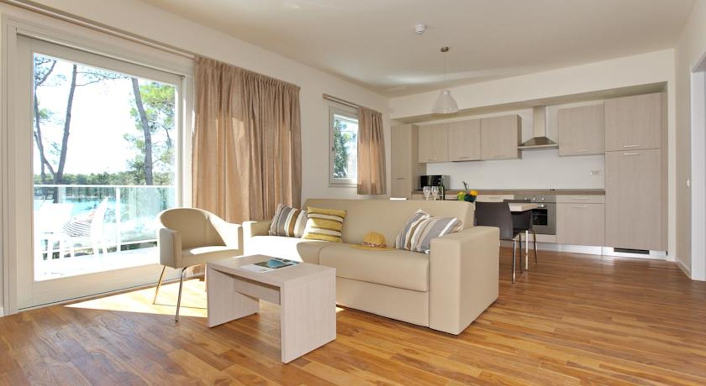 Crvena Luka Hotel & Resort