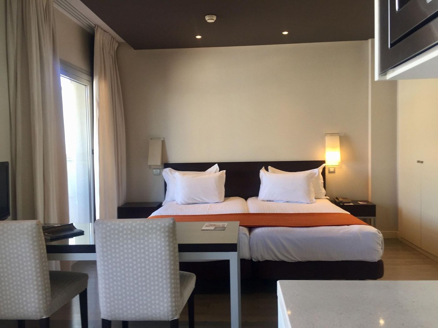 Suites-Viena-Plaza-de-Espa----a-Room-14