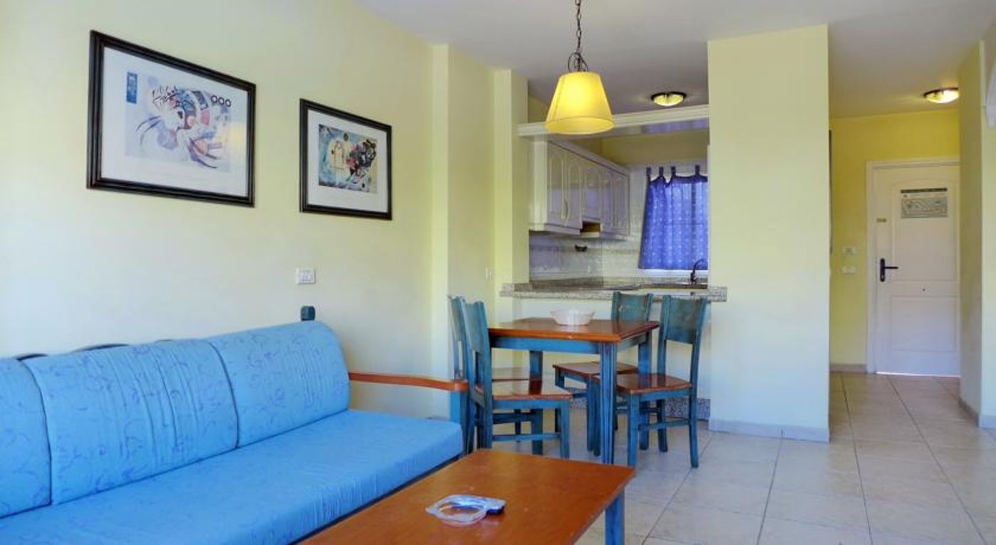 Granada-Park-Room-31