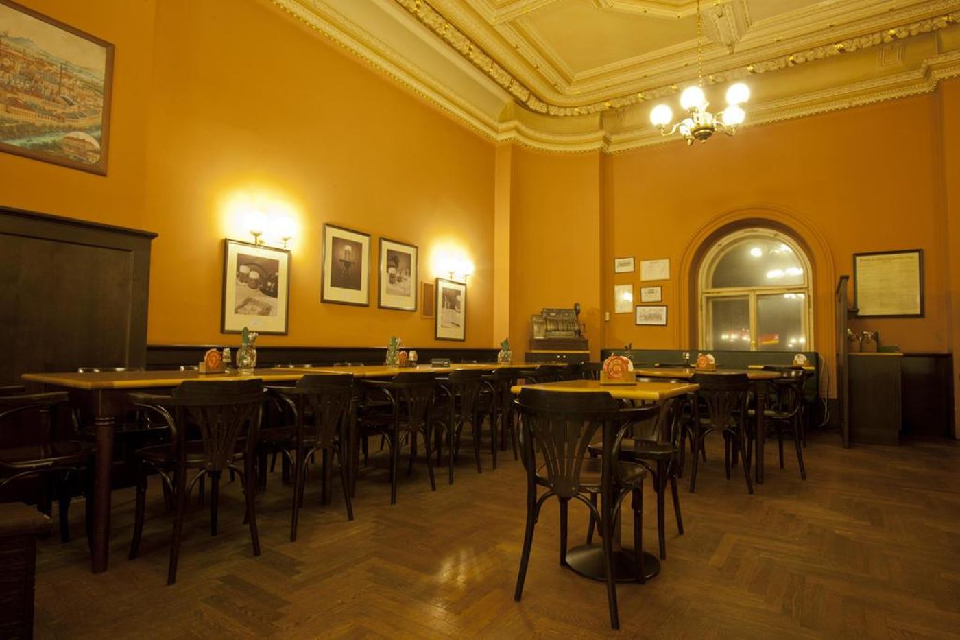 Deminka-Palace-General-view-27