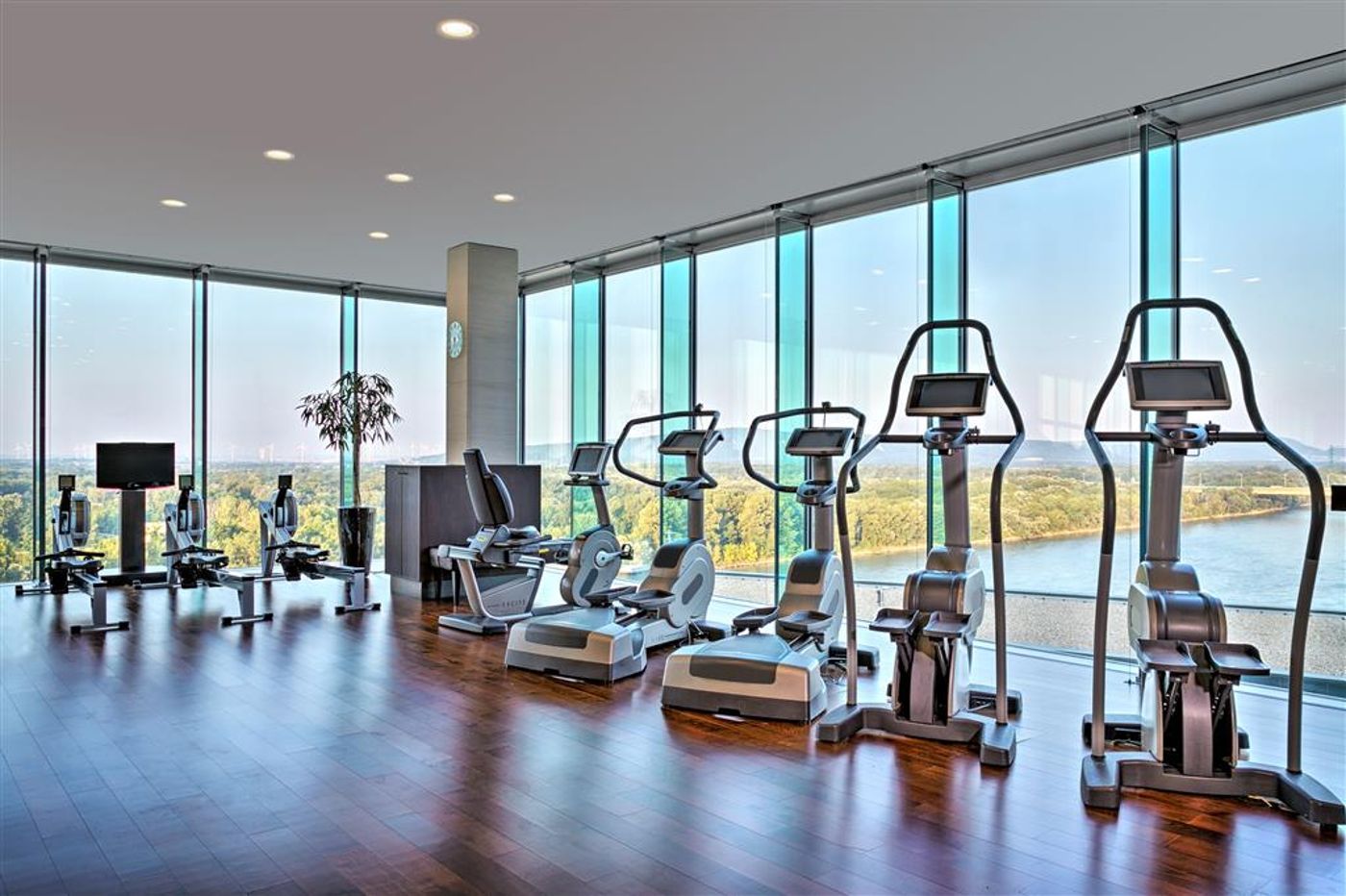 Grand Hotel River Park-Slovakia-BRATISLAVA-General view-8