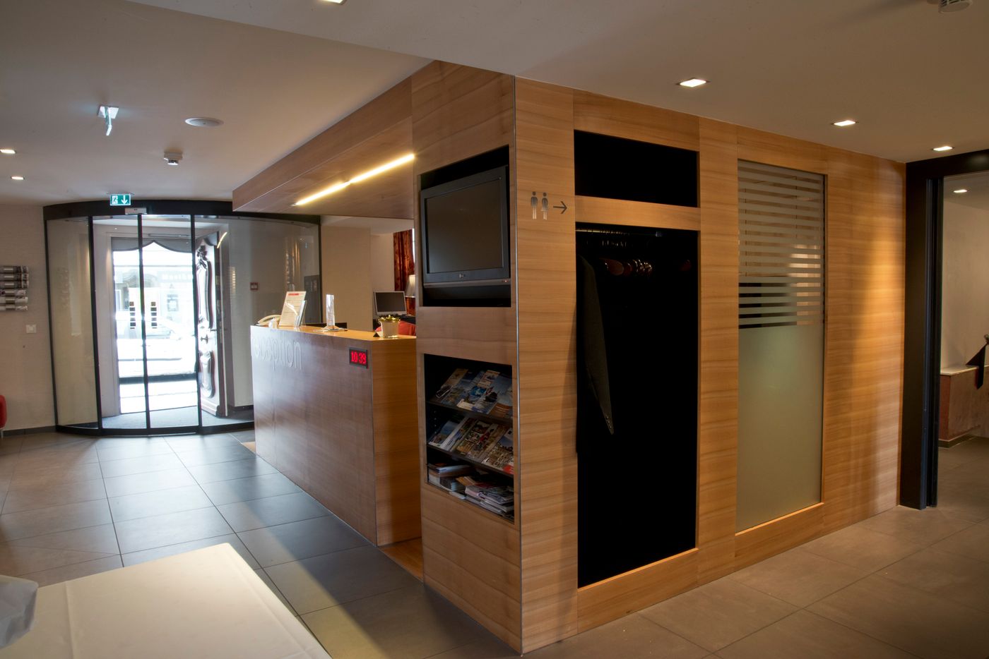 Des Alpes-Switzerland-Luzern-Lobby-5