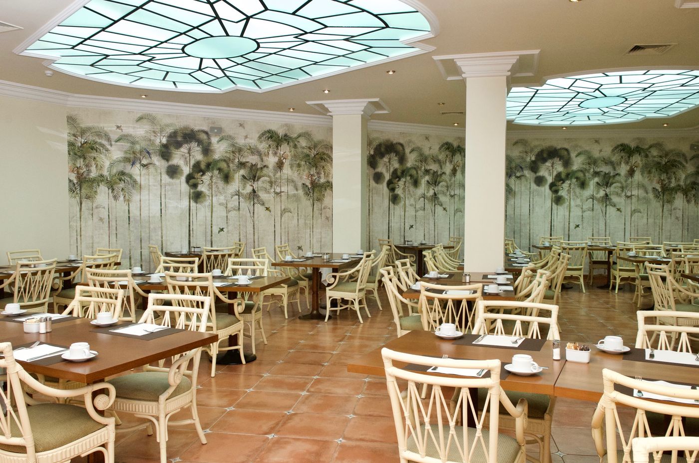 Ria-Park-Garden-Restaurant-25