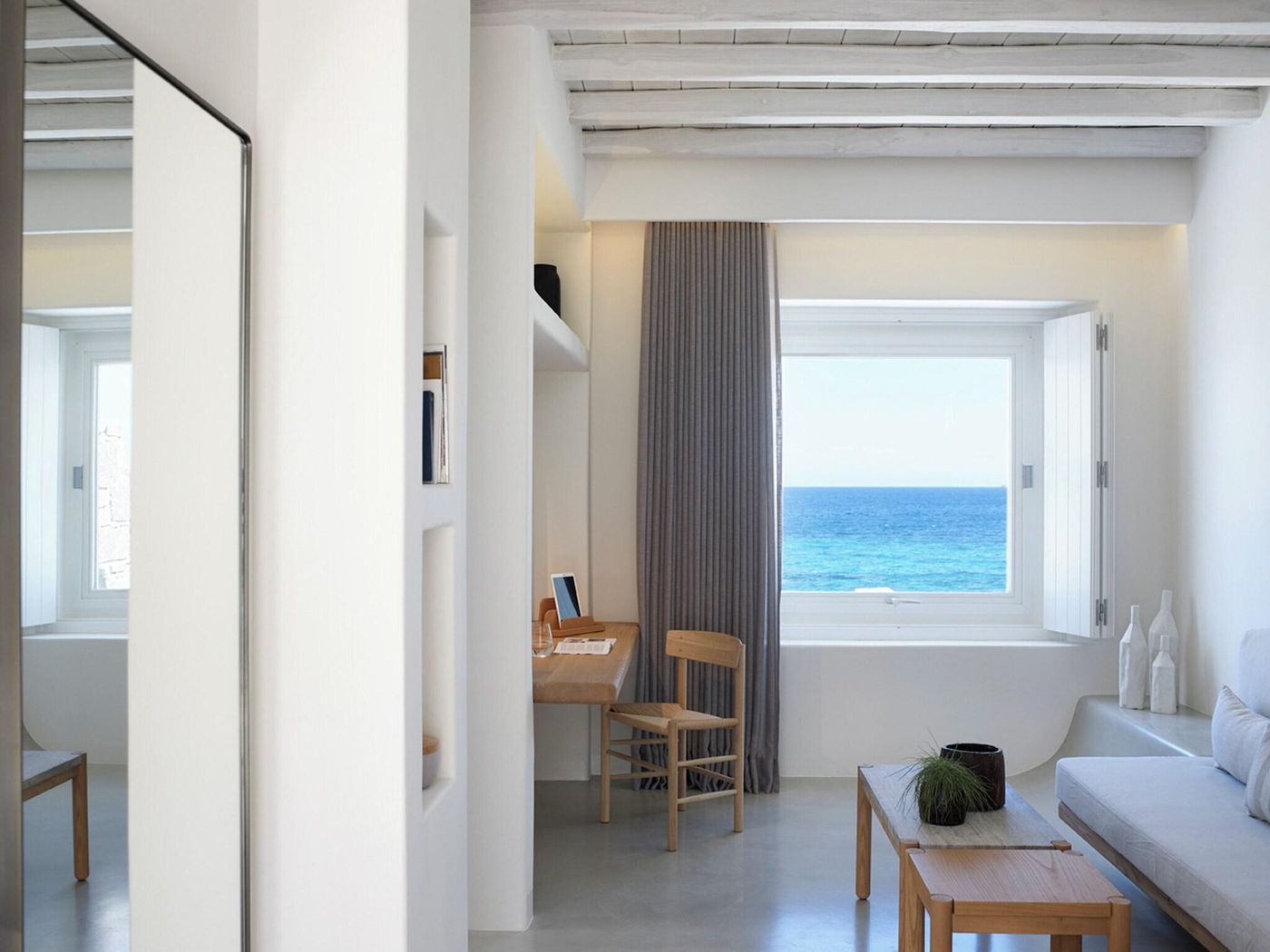 Bill---Coo-Suites-and-Lounge-Room-50