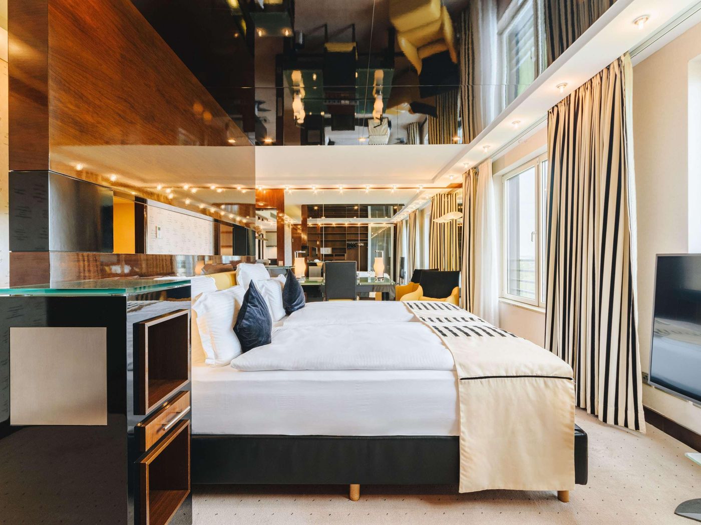 Pullman-Berlin-Schweizerhof-Room-4