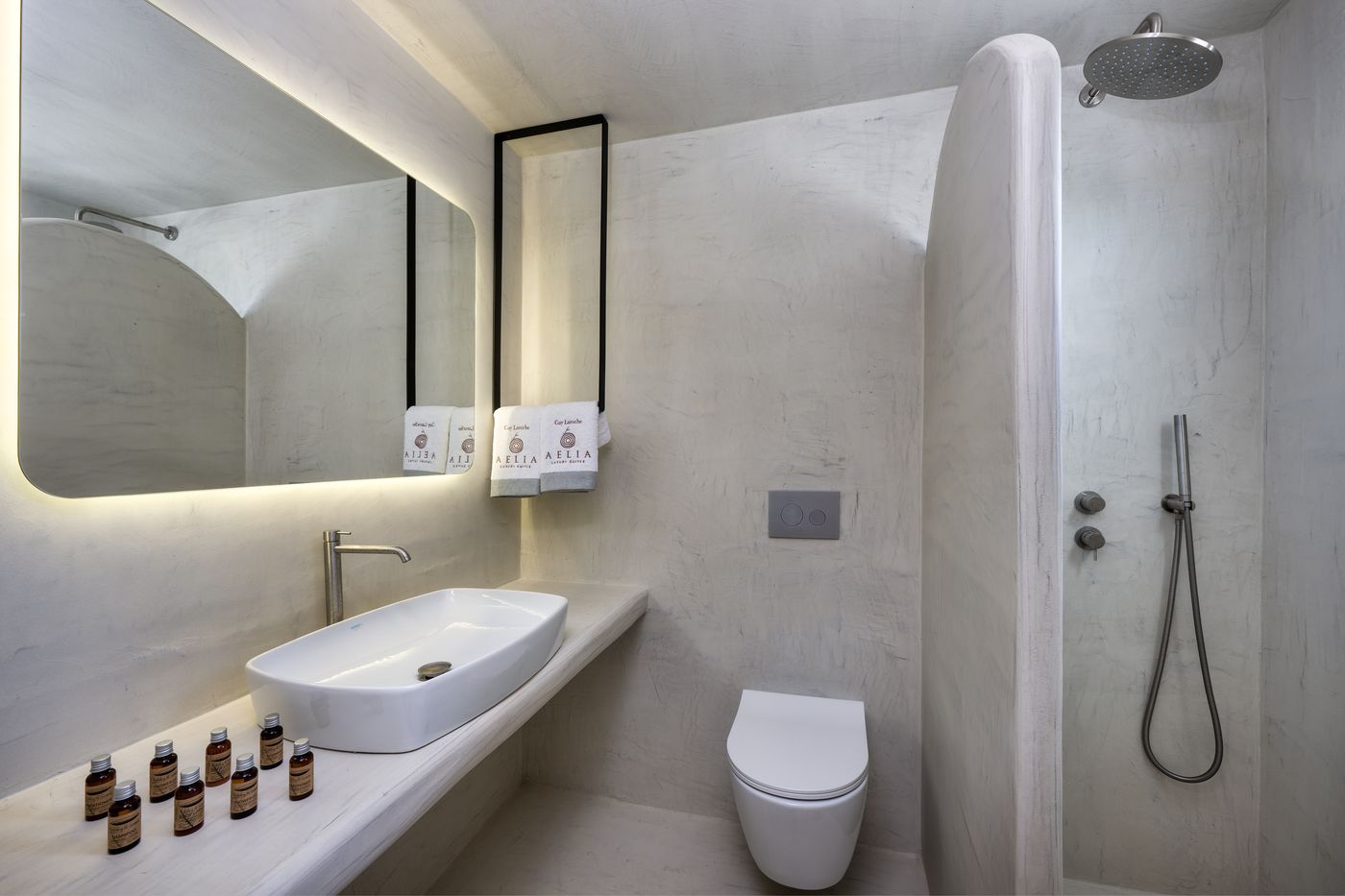 Aelia-Luxury-Suites-Room-45