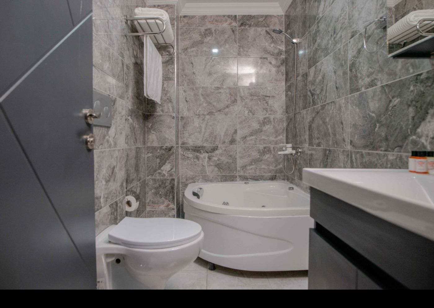 Ruby Suit-Turkey-beşiktaş-Room-10