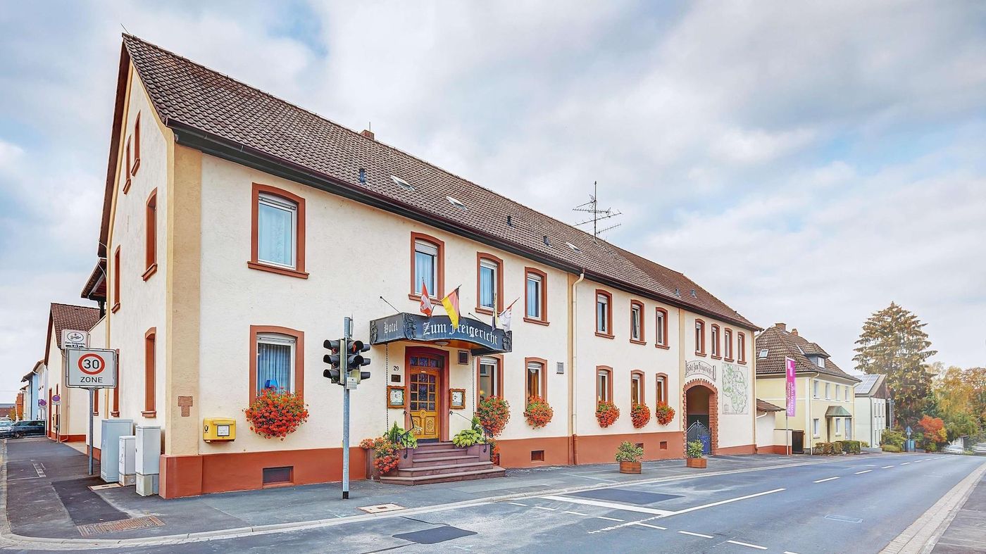 Hotel-Gasthof zum Freigericht - Germany - ALZENAU  - General view - 5