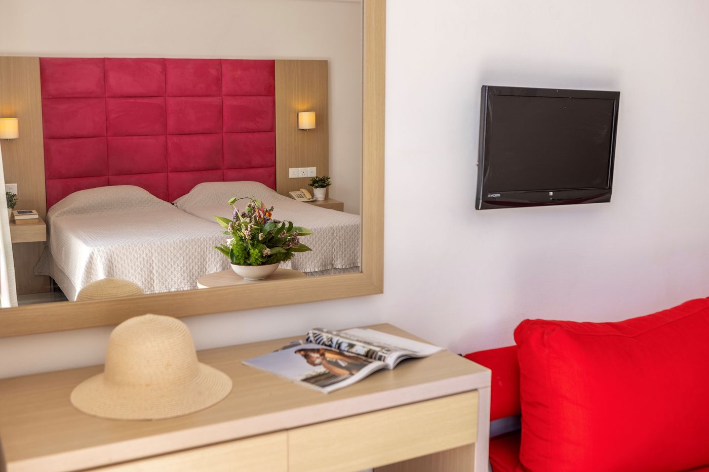 Papantonia-Apts-Room-31