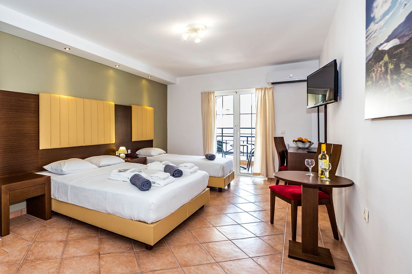 White Olive Premium Laganas