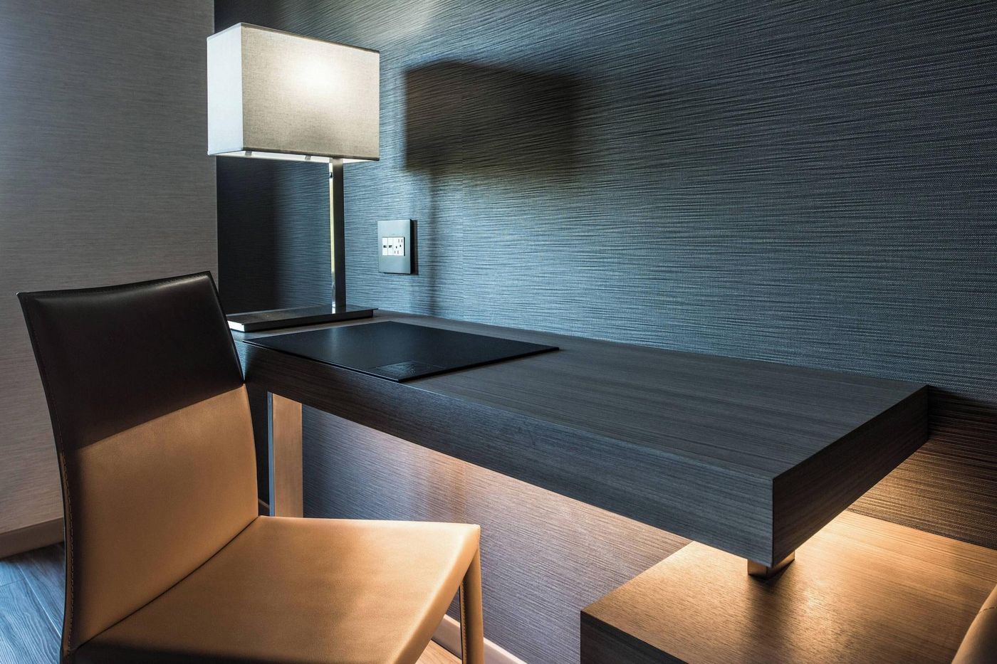 AC-Hotel-Boston-Cambridge-Room-19