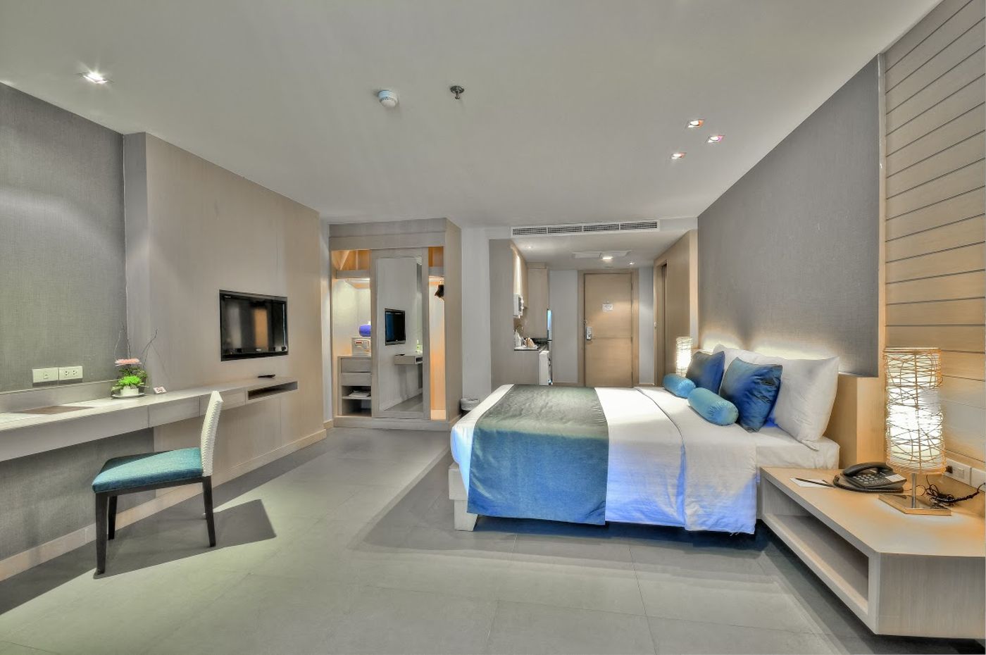 The-Ashlee-Heights-Patong-Room-5