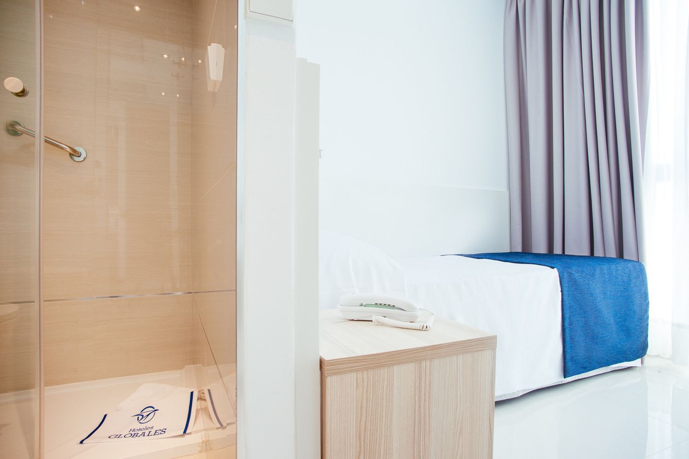 Globales-Acis---Galatea-Hotel-Room-38