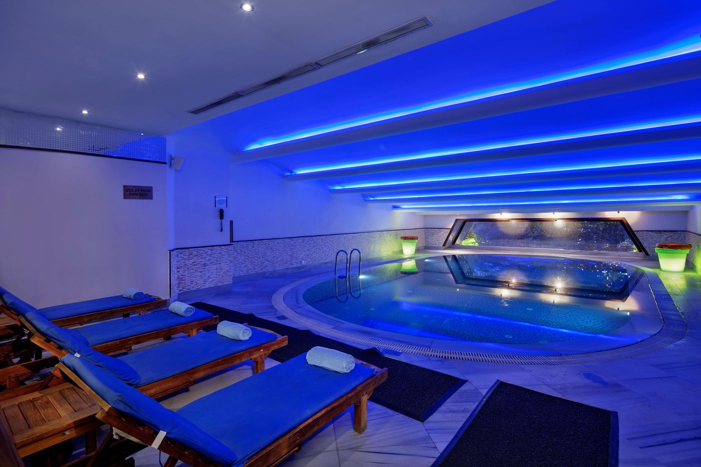 Crowne Plaza Istanbul - Old City - Turkey - ISTANBUL - Pool - 8