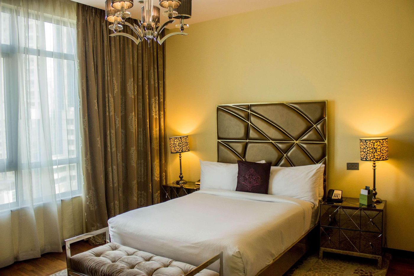 Ramada-by-Wyndham-Downtown-Dubai-Room-30