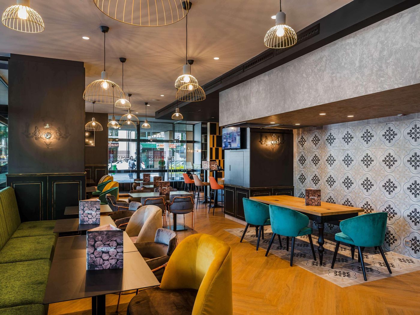 Mercure-Korona-Bar-14