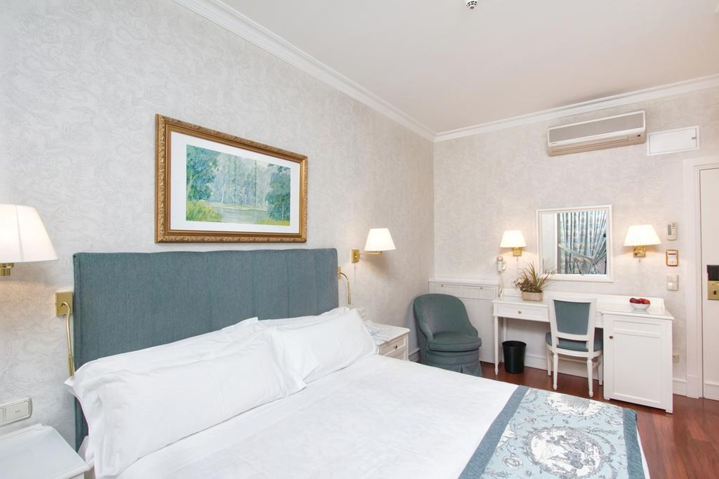 Hotel-Atlantico-Room-18