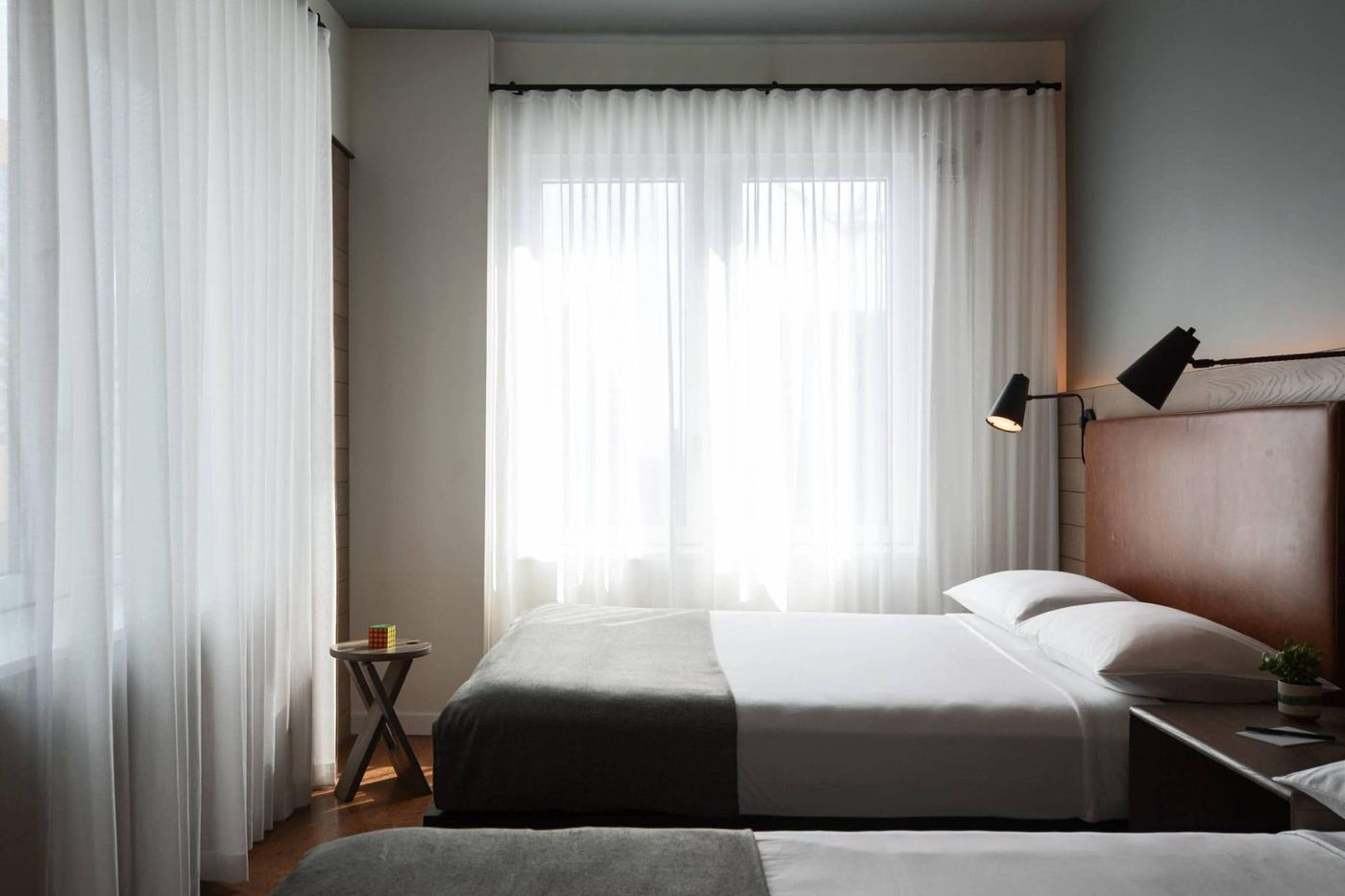 Moxy-NYC-Downtown-Room-48