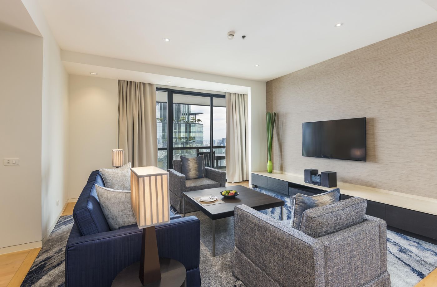 Emporium-Suites-by-Chatrium-Room-33