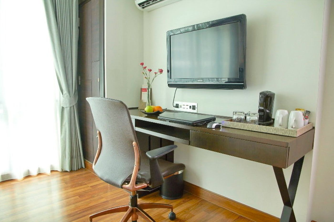 Mida-Hotel-Ngamwongwan-Room-8