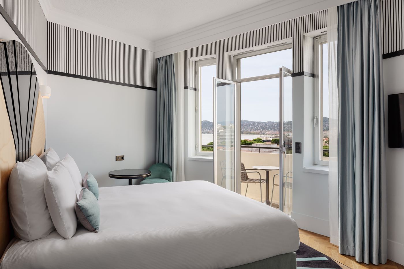 The-1932-Hotel---Spa-Cap-d-Antibes---MGallery--Room-12