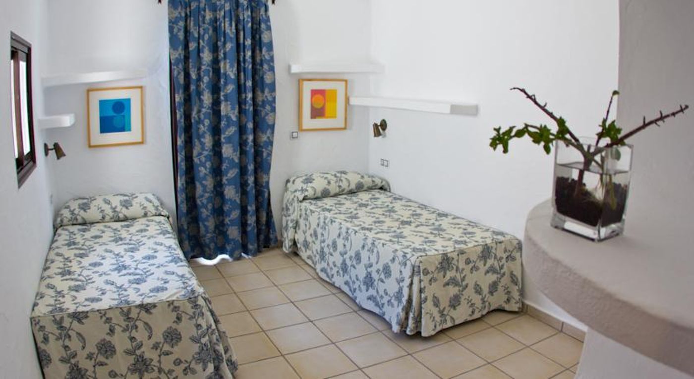 Kamezi Boutique Villas