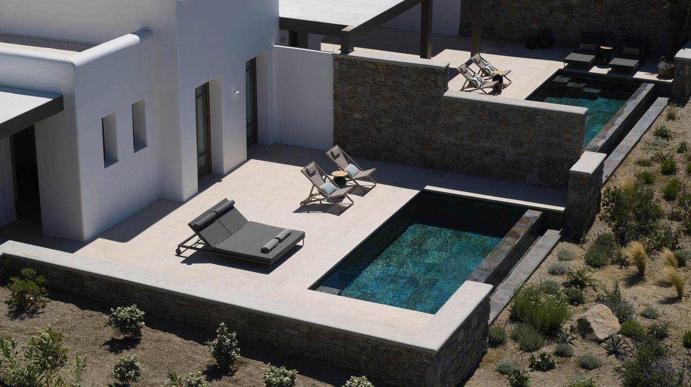 Bonzoe-Suites---Villas-General-view-8