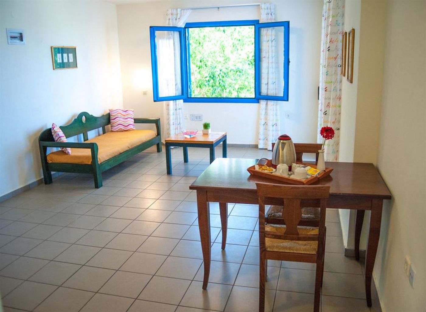 Best-Western-Sunshine-Village-Room-24