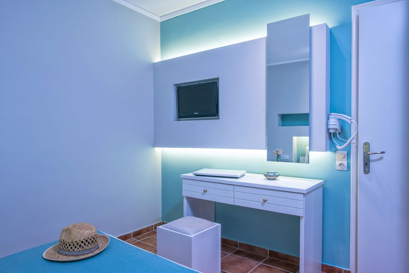 Diamond-Village-Room-18