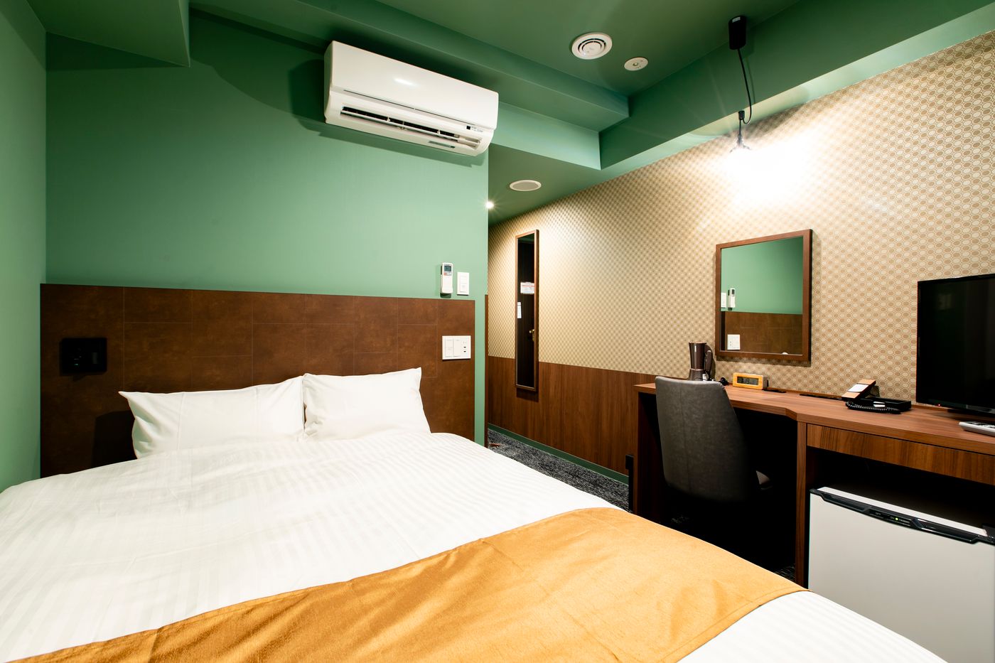 Hotel Wing International Shimbashi Onarimon-Japan-TOKYO-Room-4