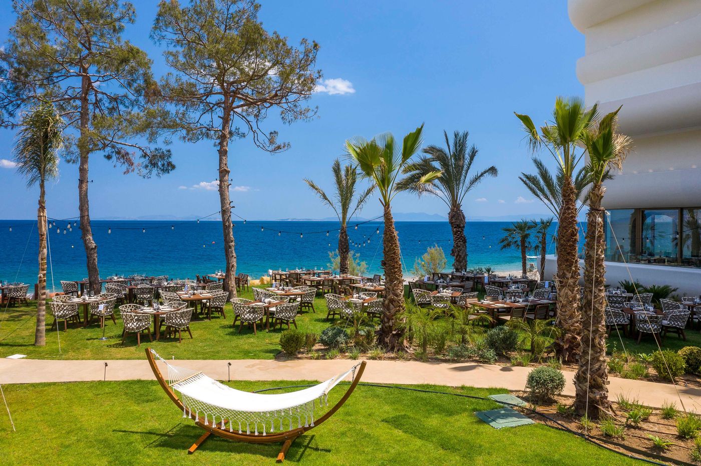 Isla-Brown-Corinthia-Resort---Spa--Curio-Collection-By-Hilton-General-view-3