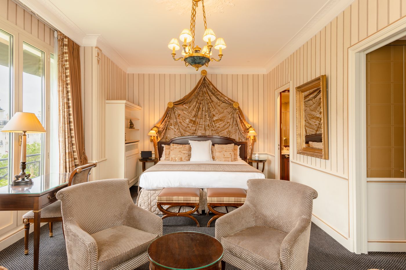 H----tel-Napol----on-Paris-Room-58