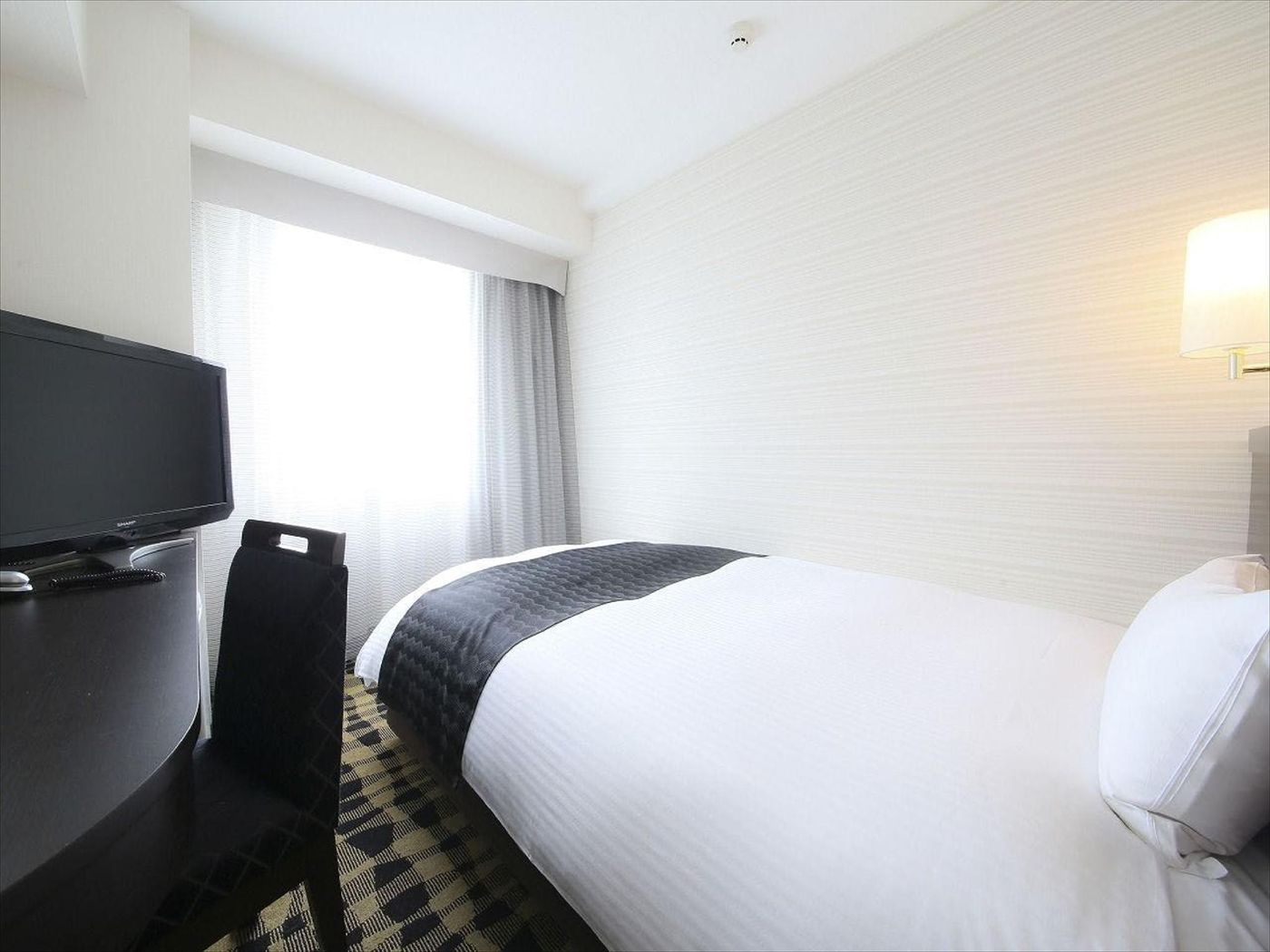 APA Hotel Tsukiji Eki Minami-Japan-Tokyo-Room-7