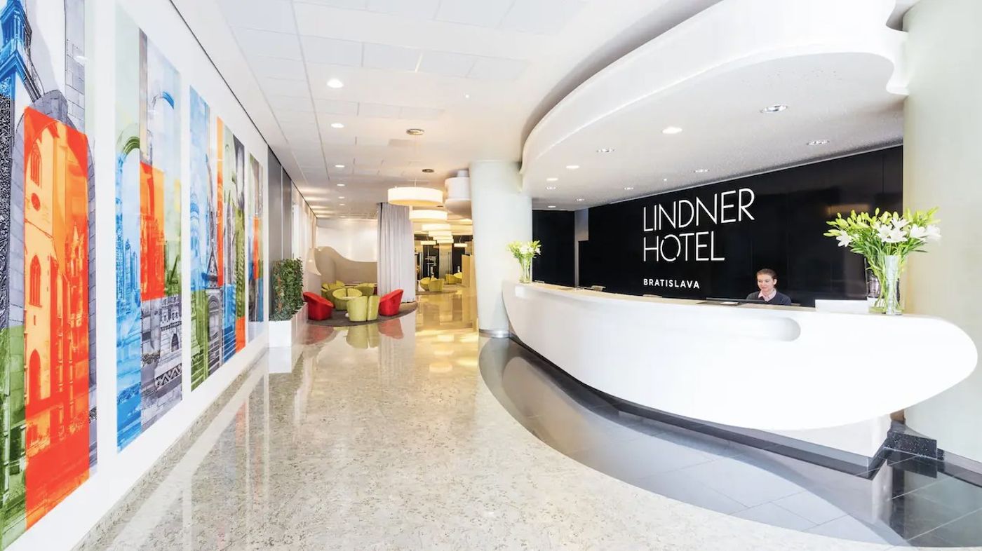 Lindner Hotel Bratislava-Slovakia-Bratislava-Lobby-5