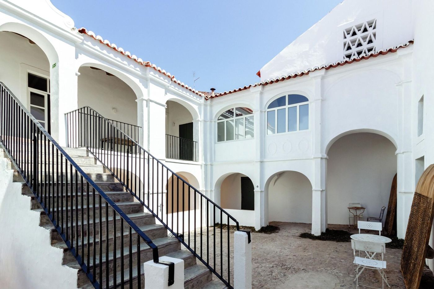 Amada-Moura-General-view-3