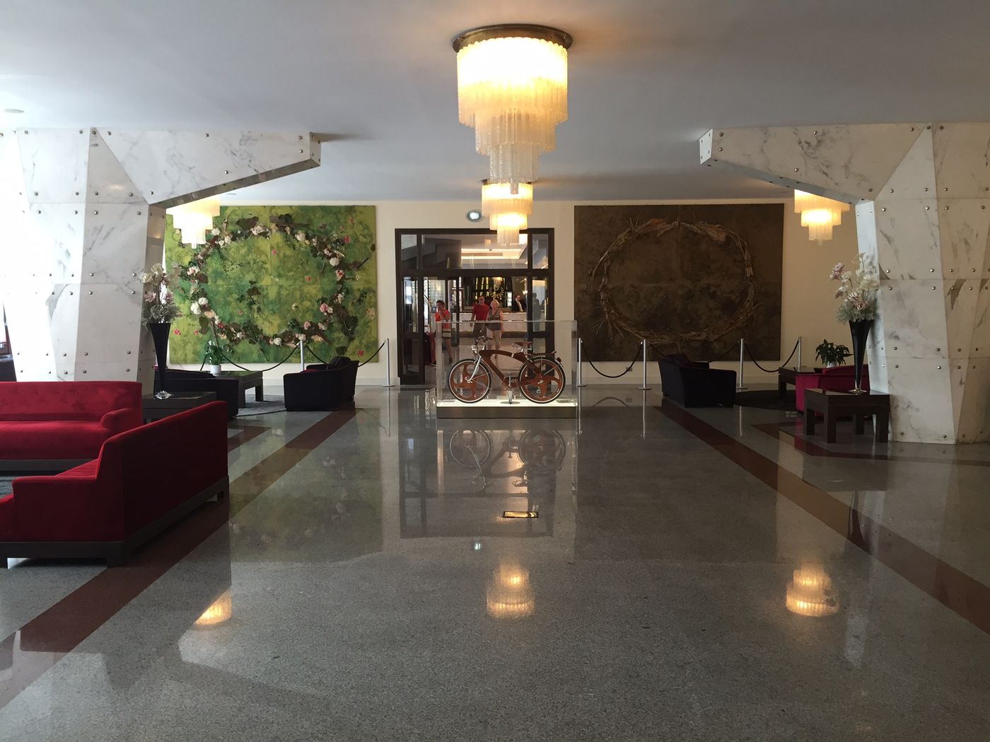 Grand-Hotel-Palatino-Lobby-13