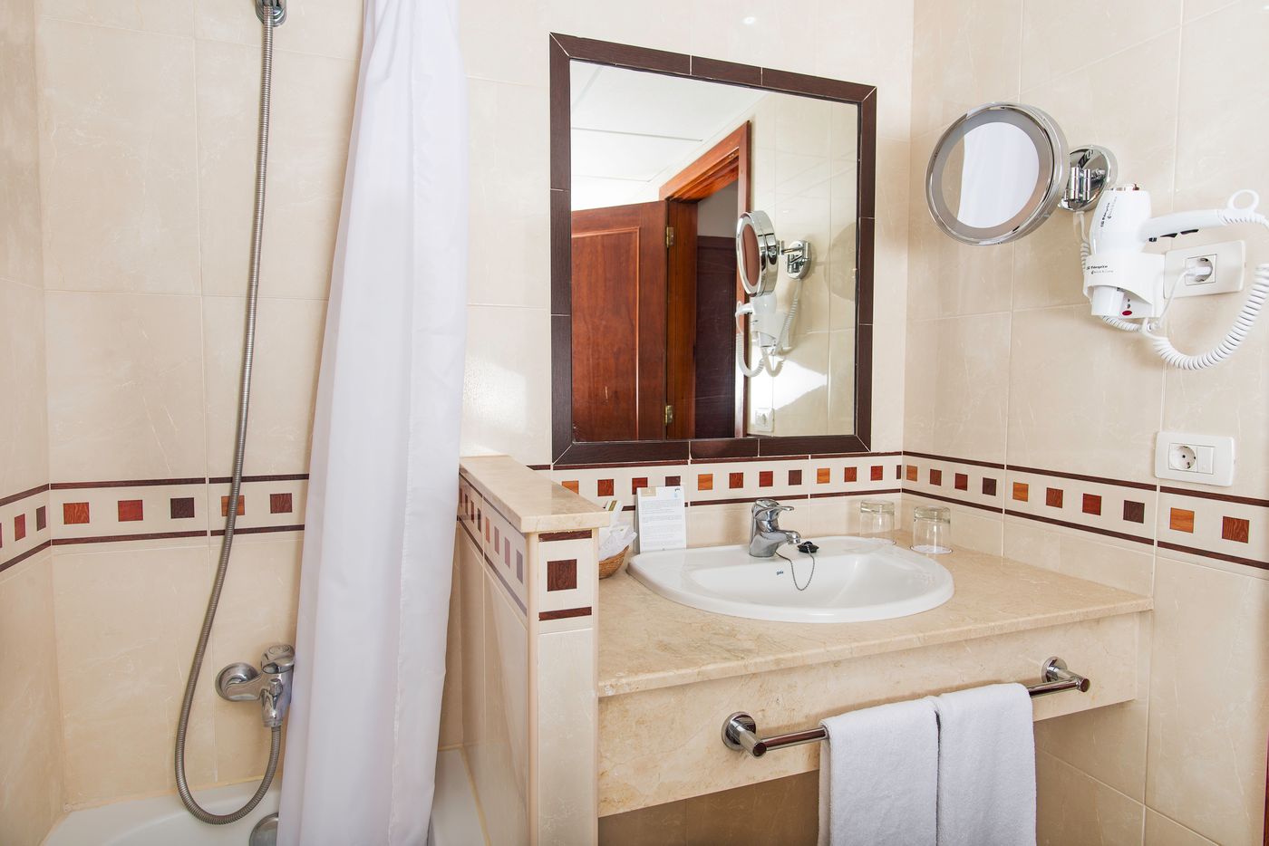 Smy-Puerto-de-la-Cruz-Room-31