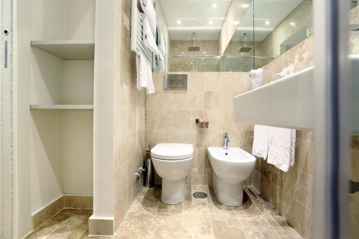 Sofia-s-Suites-Guesthouse-Room-36