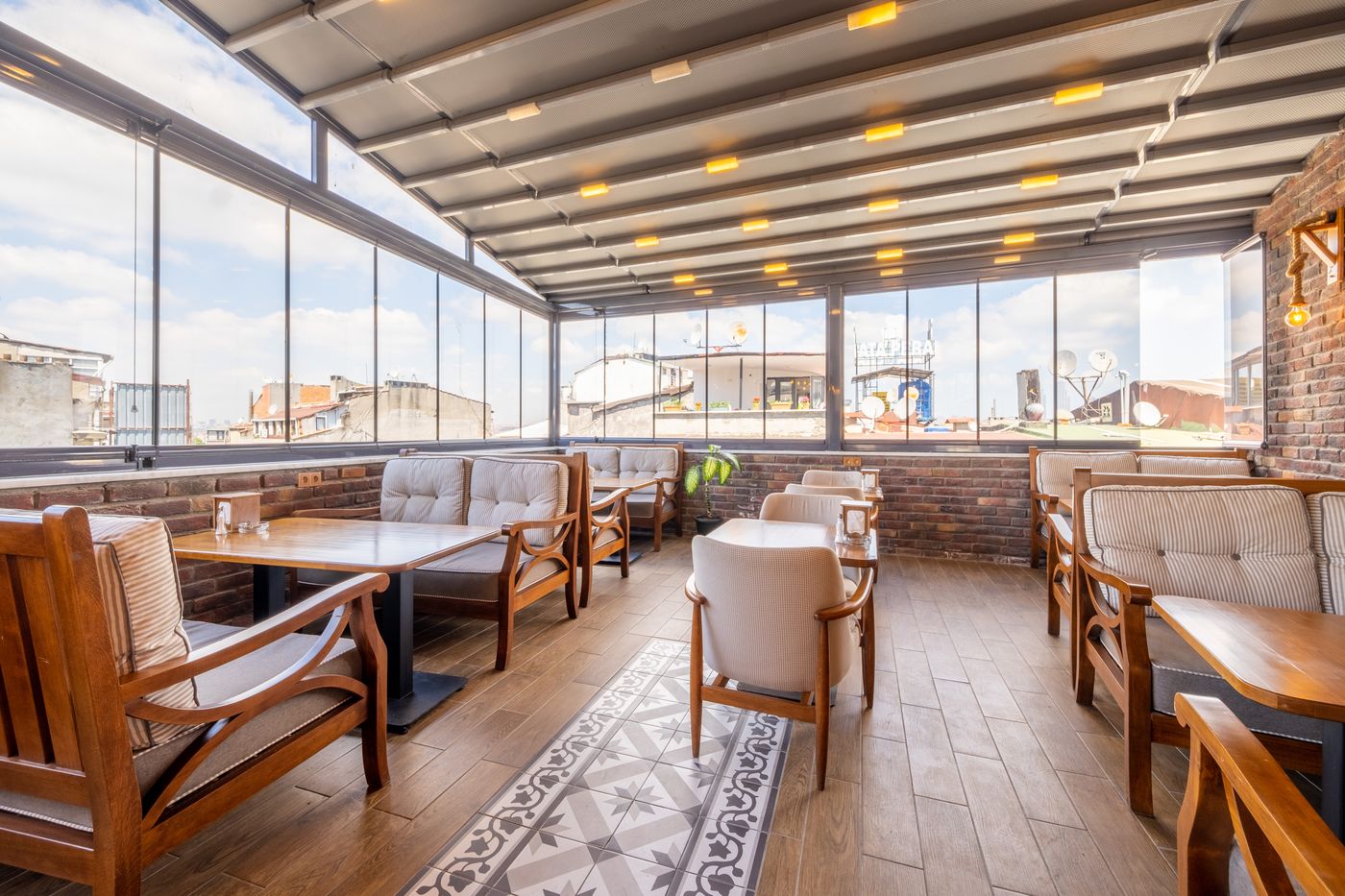 Balo-Turkey-ISTANBUL-Terrace-7