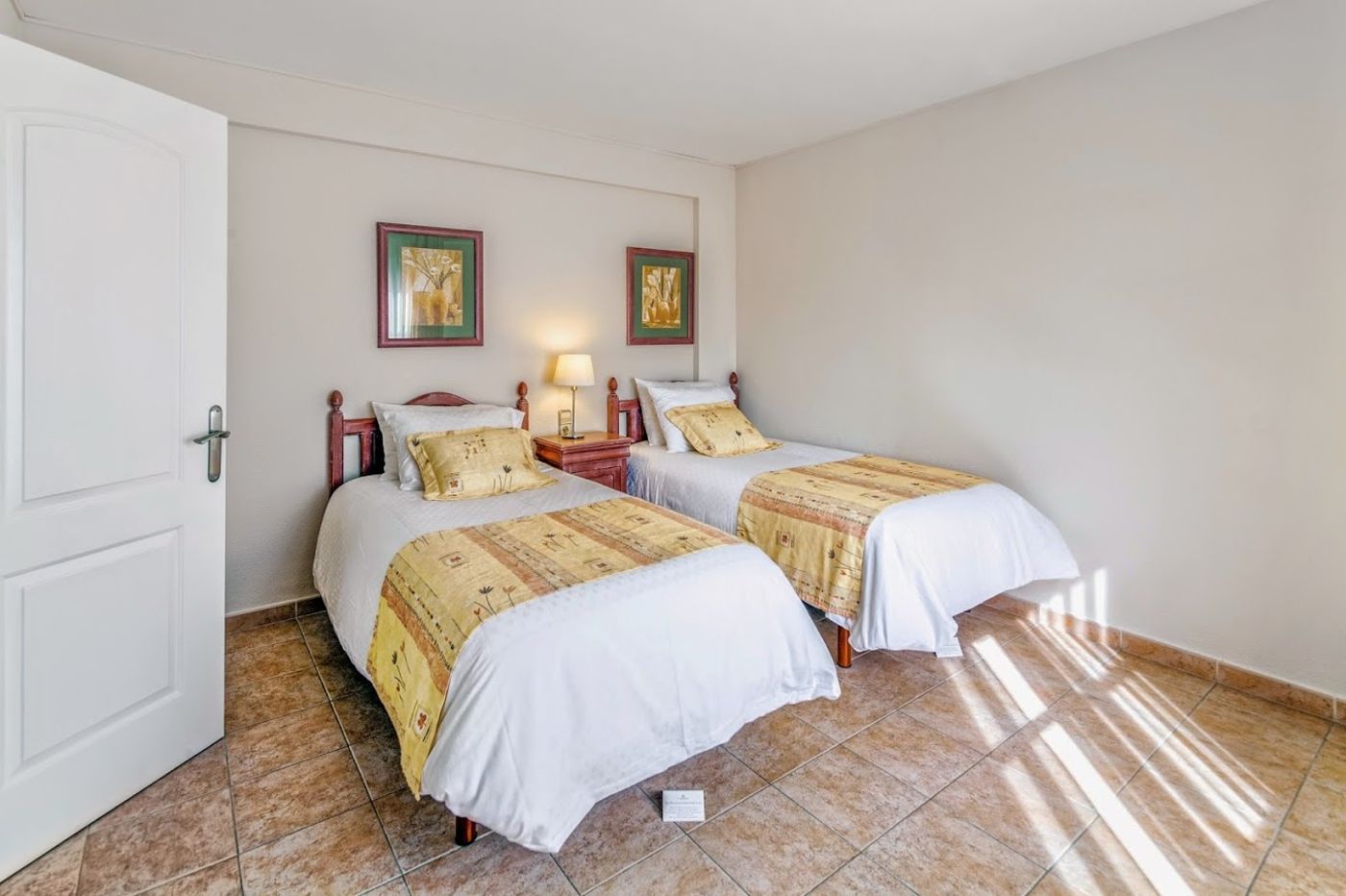 03.02.26 Ona Garden Lago