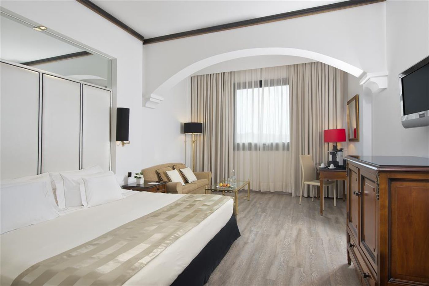 Melia-Milano-Room-55