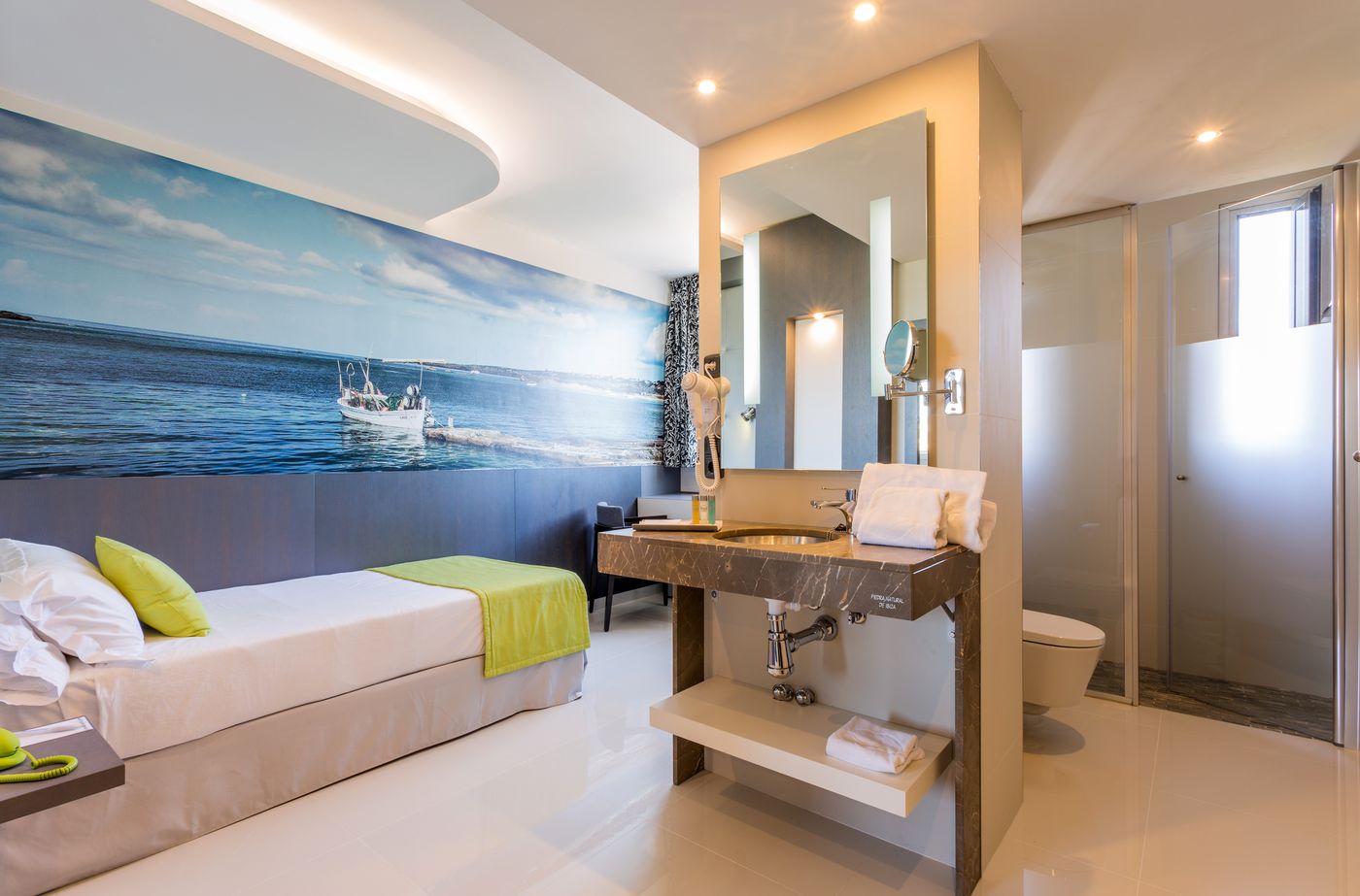 The-Ibiza-Twiins-Room-24