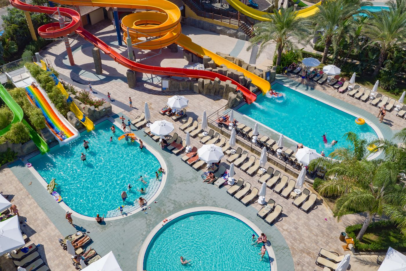 Royal-Dragon-Hotel-Pool-16